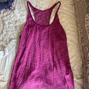 Lululemon magenta tank size 8